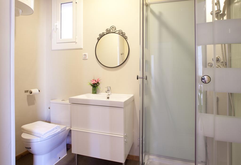 ברצלונה Centric Apartment El Molino Theater P1 חדר תמונה